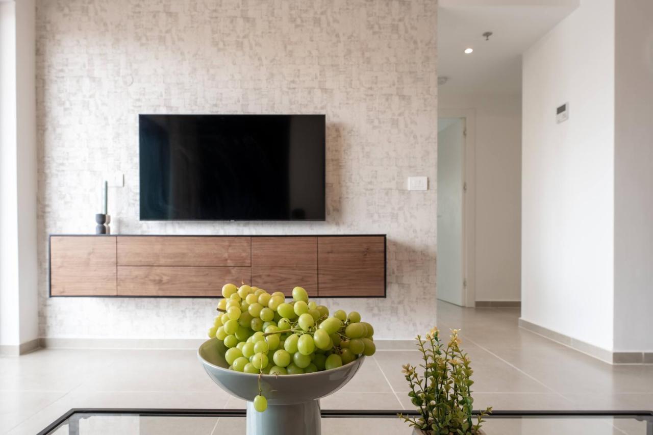 Holysuite Savyon View Tower Appartamento
