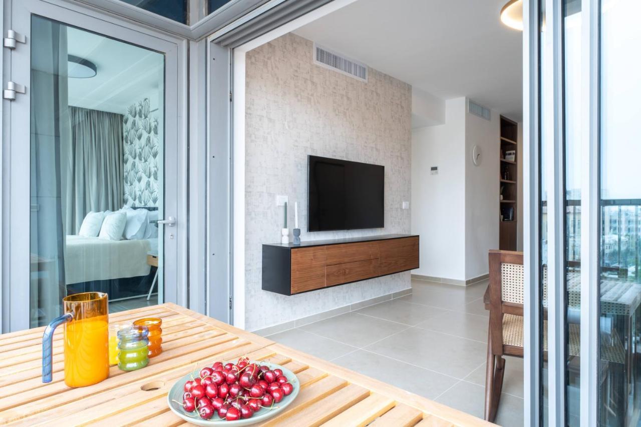 Holysuite Savyon View Tower Appartamento